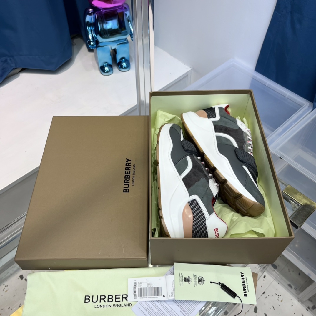 Burberry Cotton Sneakers - EUR FASHION
