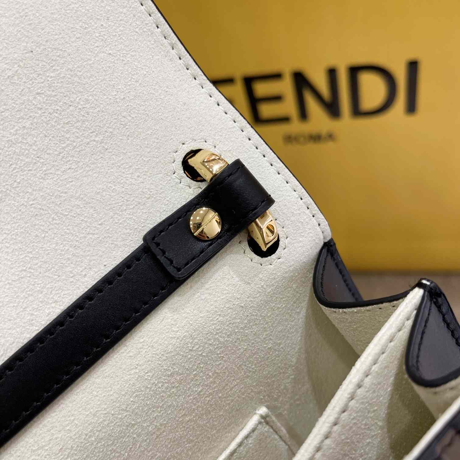 Fendi Kan U Small Brown Leather Mini-Bag(19-13-9cm) - EUR FASHION