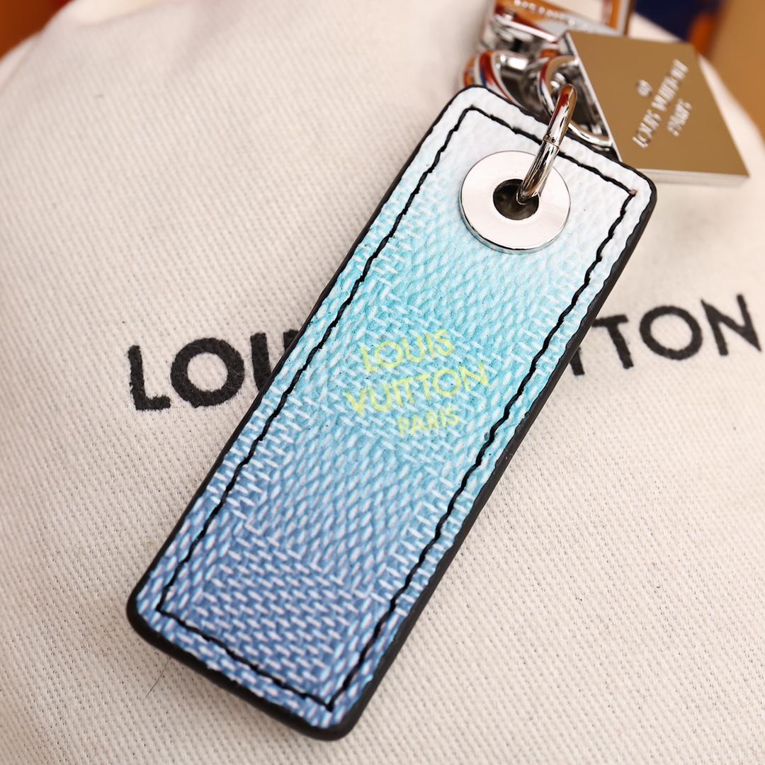 Louis Vuitton Damier Stripes Tab Bag Charm And Key Holder    M00735 - EUR FASHION