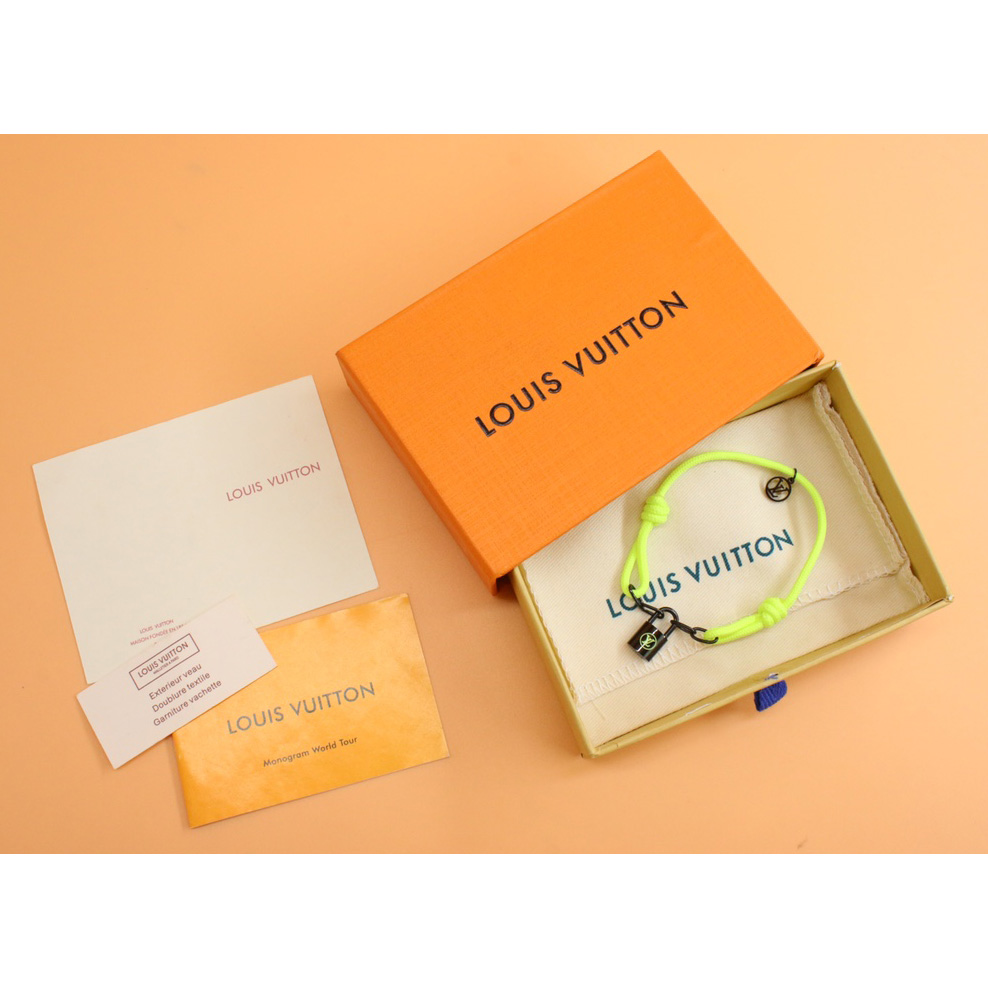 Louis Vuitton Silver Lockit X Virgil Abloh Bracelet, Black Titanium     Q05268 - EUR FASHION