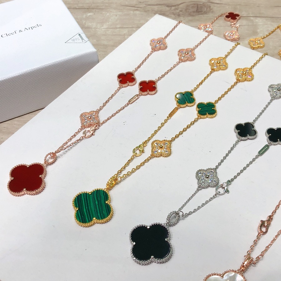 Van Cleef & Arpels Vintage Alhambra Long Necklace, 10 motifs - EUR FASHION