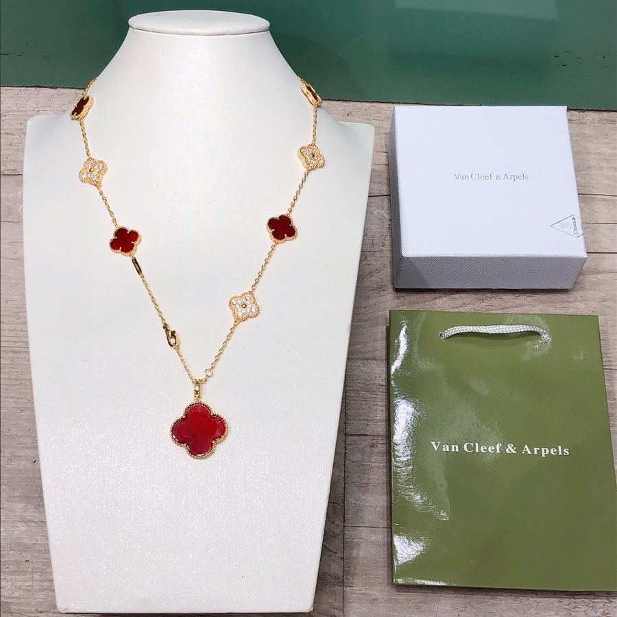 Van Cleef & Arpels Vintage Alhambra Long Necklace, 10 motifs - EUR FASHION