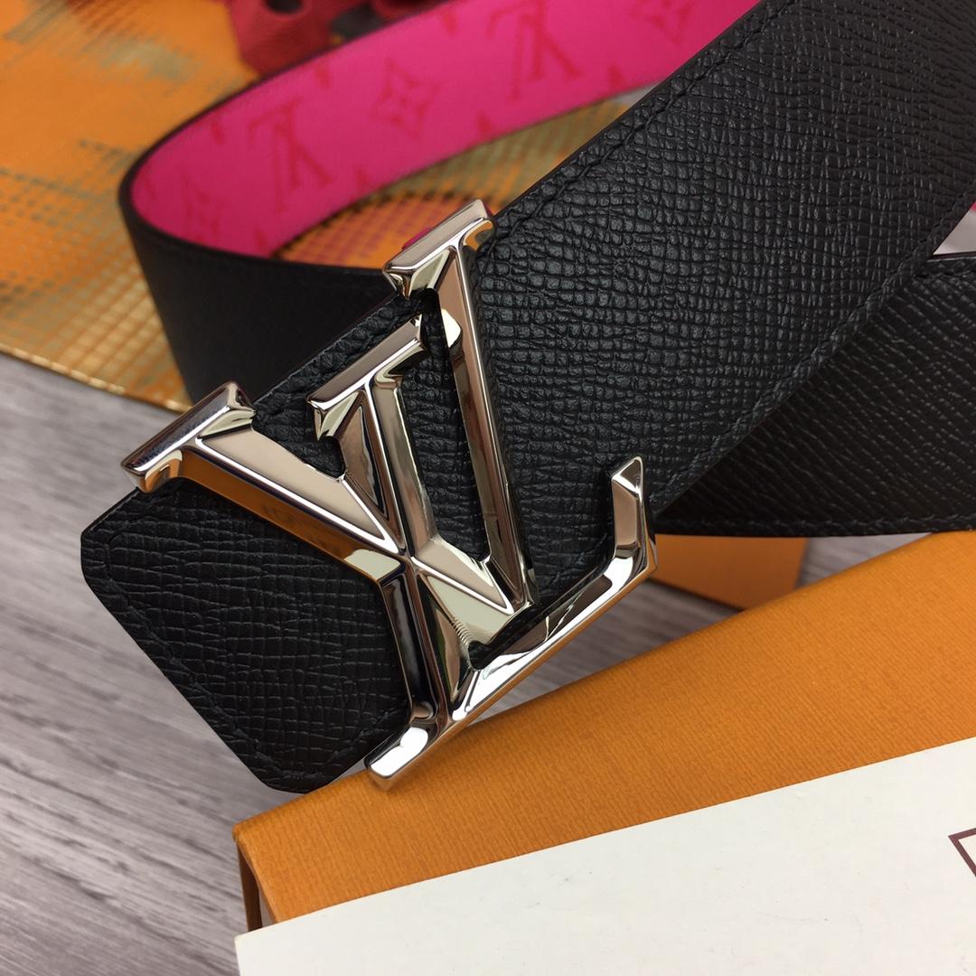 Louis Vuitton LV Pyramide 40mm Reversible - EUR FASHION