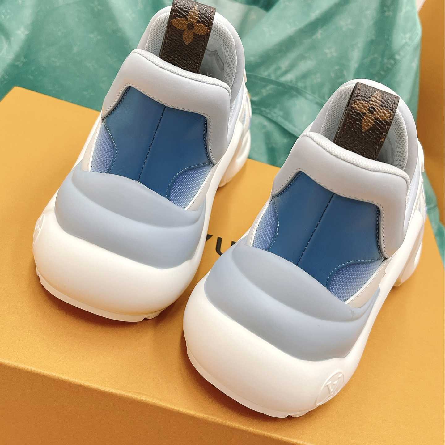 Louis Vuitton LV Archlight Sneaker       1A9RVH - EUR FASHION