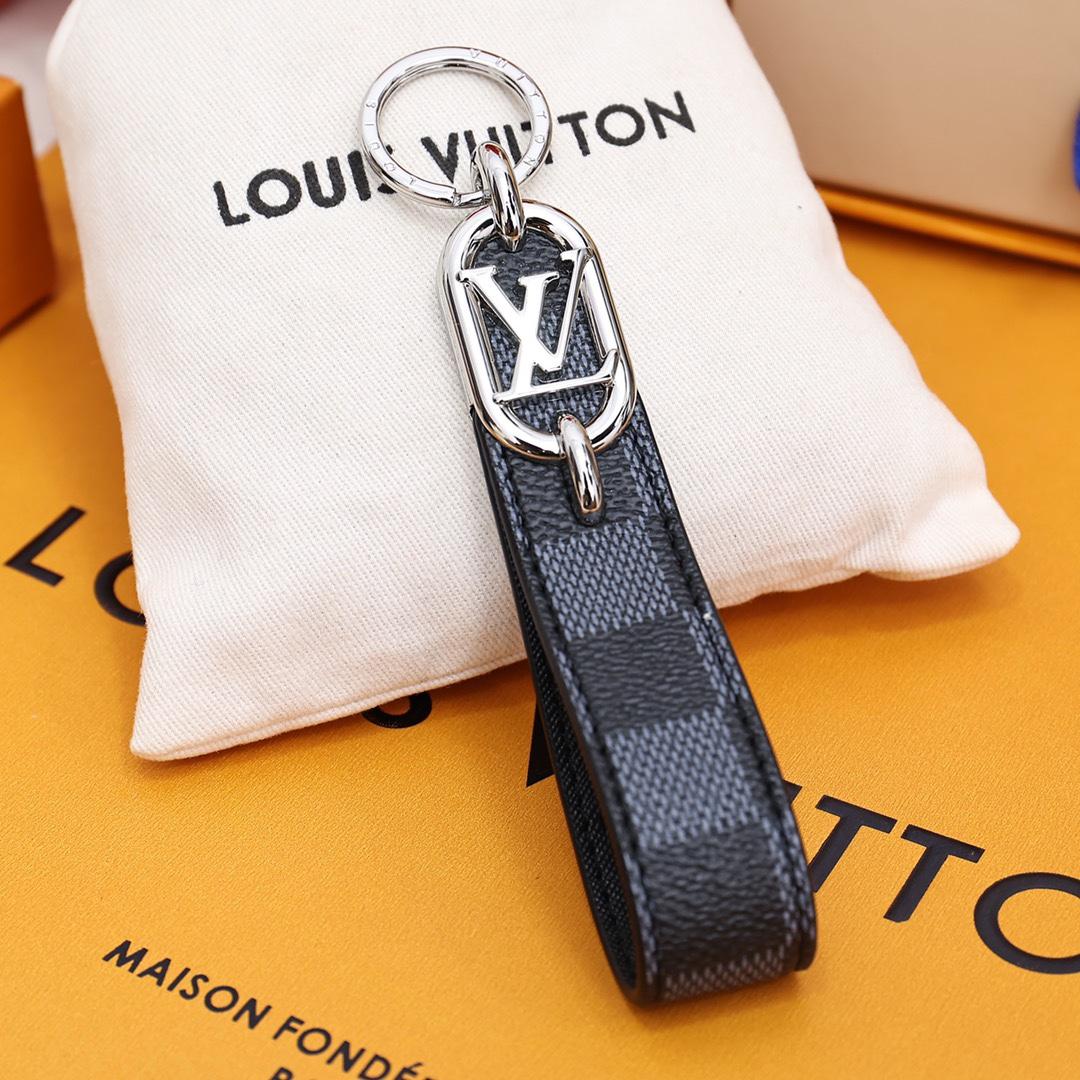 Louis Vuitton LV Link Dragonne     M00826 - EUR FASHION