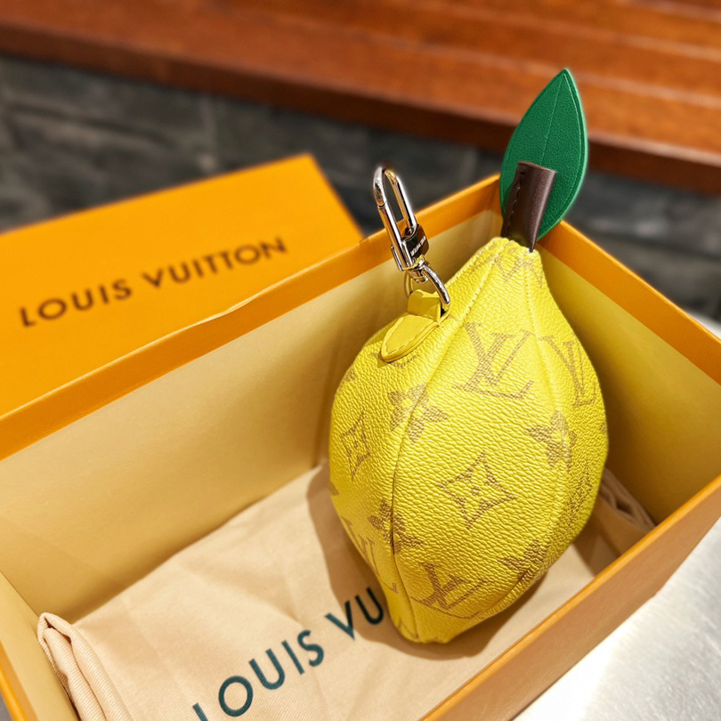 Louis Vuitton Lemon Pouch    M81197 - EUR FASHION