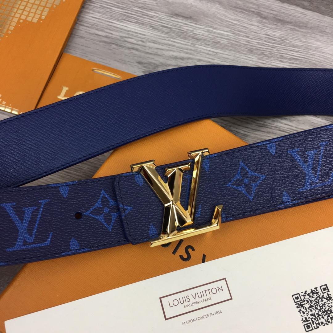 Louis Vuitton LV Pyramide 40mm Reversible - EUR FASHION