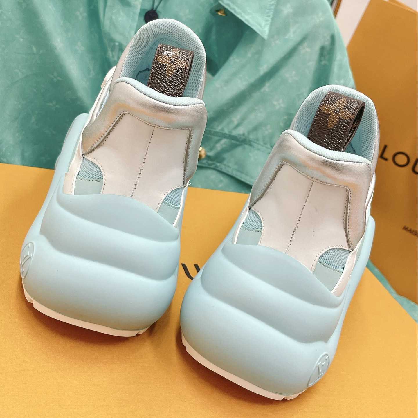 Louis Vuitton LV Archlight Sneaker      - EUR FASHION