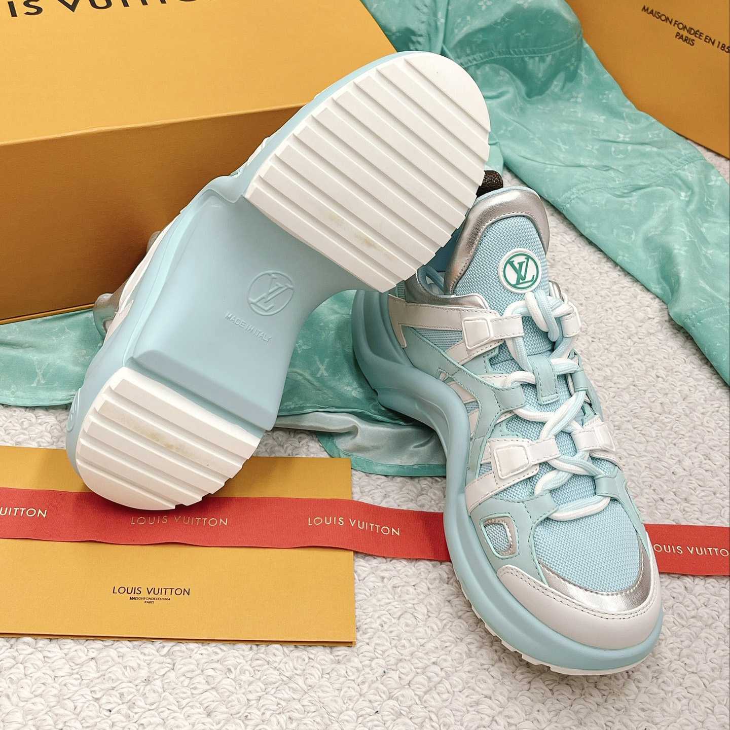 Louis Vuitton LV Archlight Sneaker      - EUR FASHION