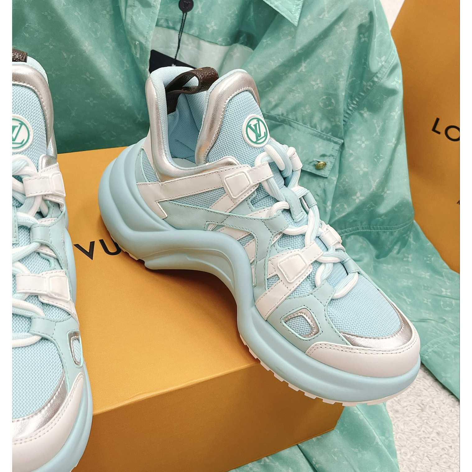 Louis Vuitton LV Archlight Sneaker      - EUR FASHION