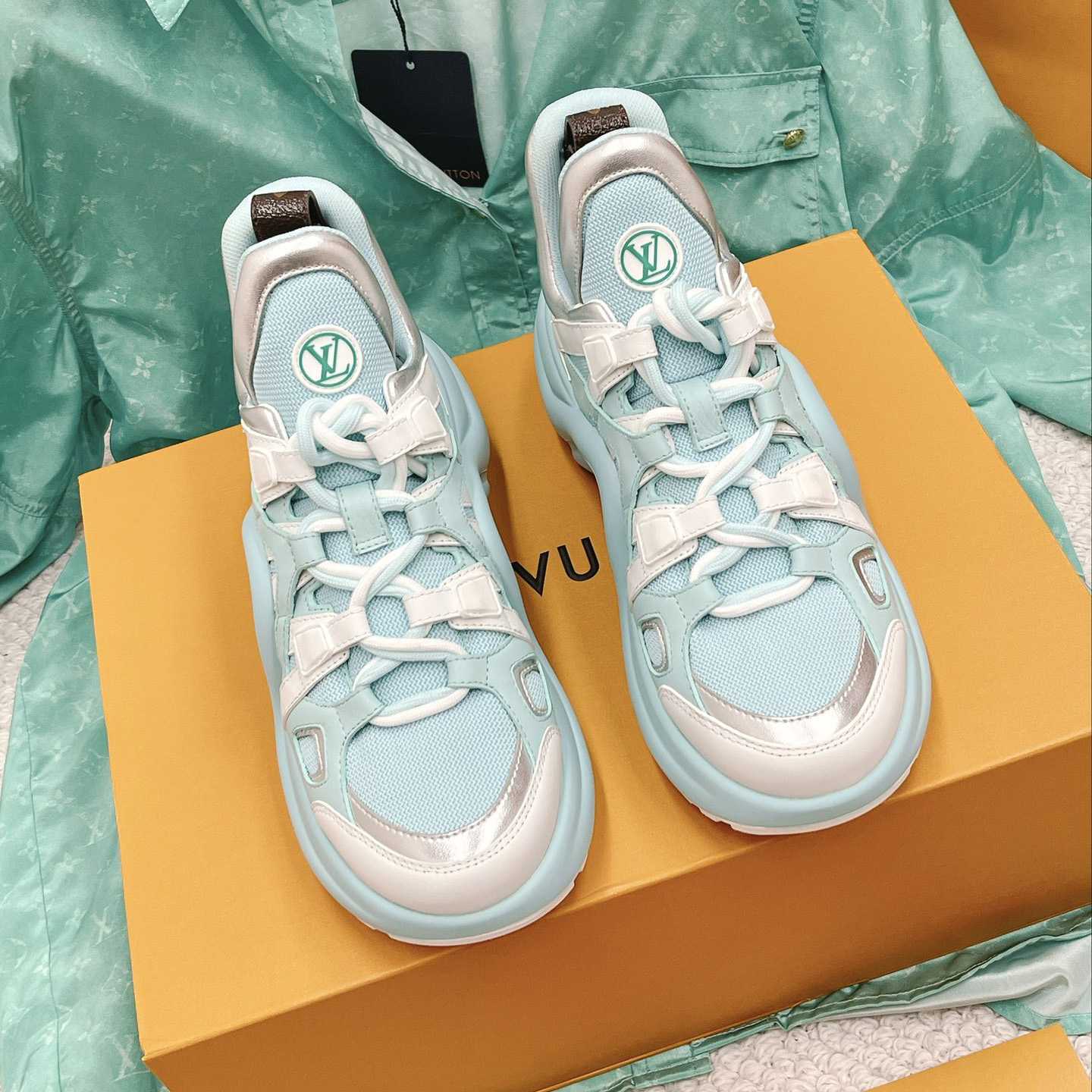 Louis Vuitton LV Archlight Sneaker      - EUR FASHION