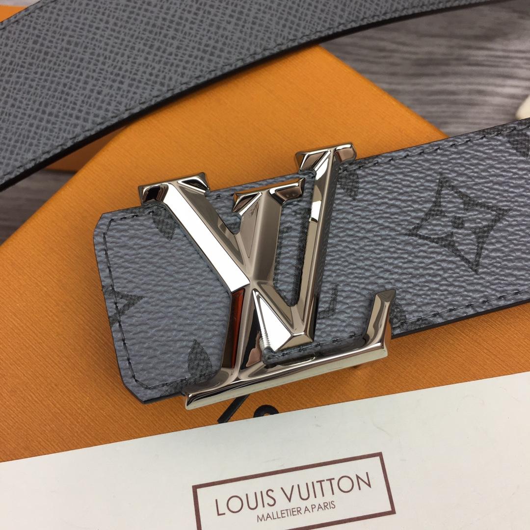 Louis Vuitton LV Pyramide 40mm Reversible - EUR FASHION