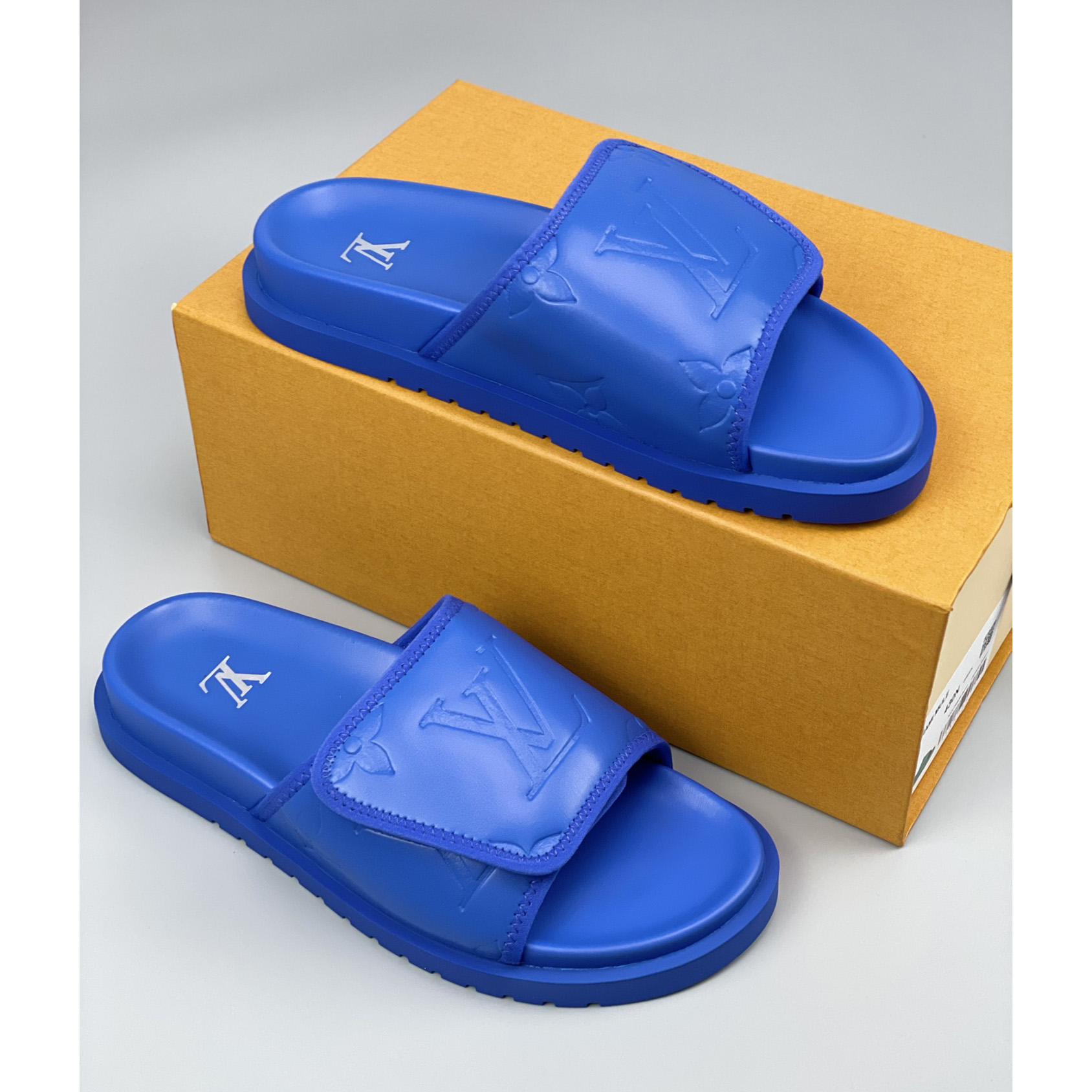 Louis Vuitton Miami Mule - EUR FASHION