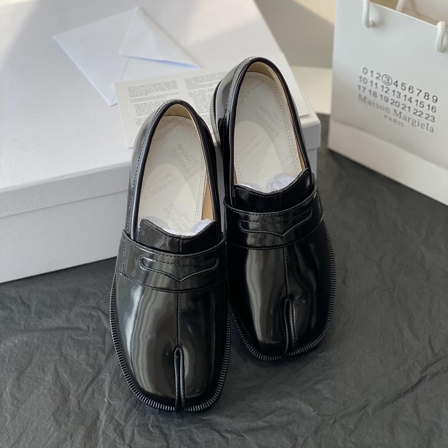 Maison Margiela Tabi Leather Loafers - EUR FASHION