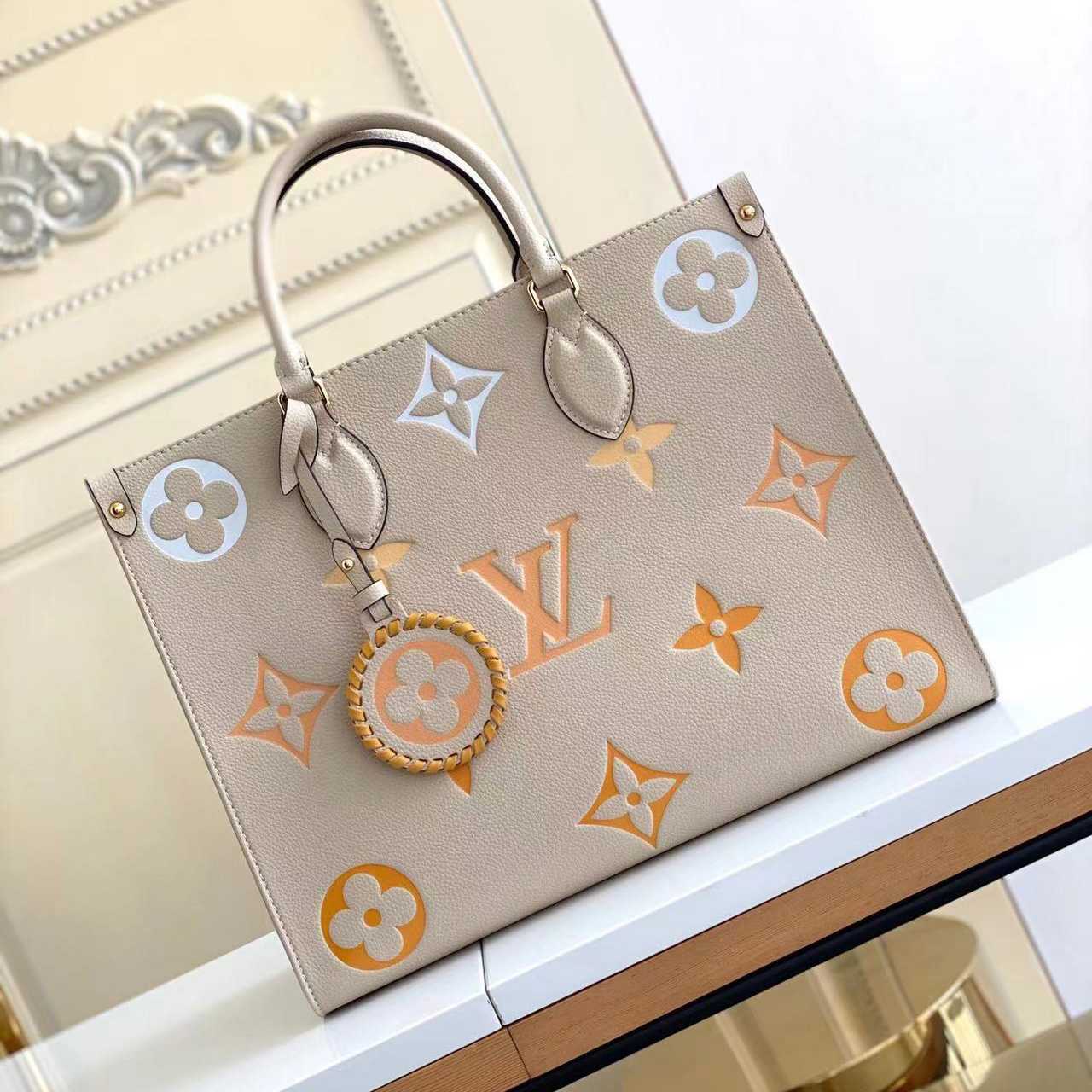 Louis Vuitton OnTheGo MM Tote Bag(35-27-14CM) - EUR FASHION
