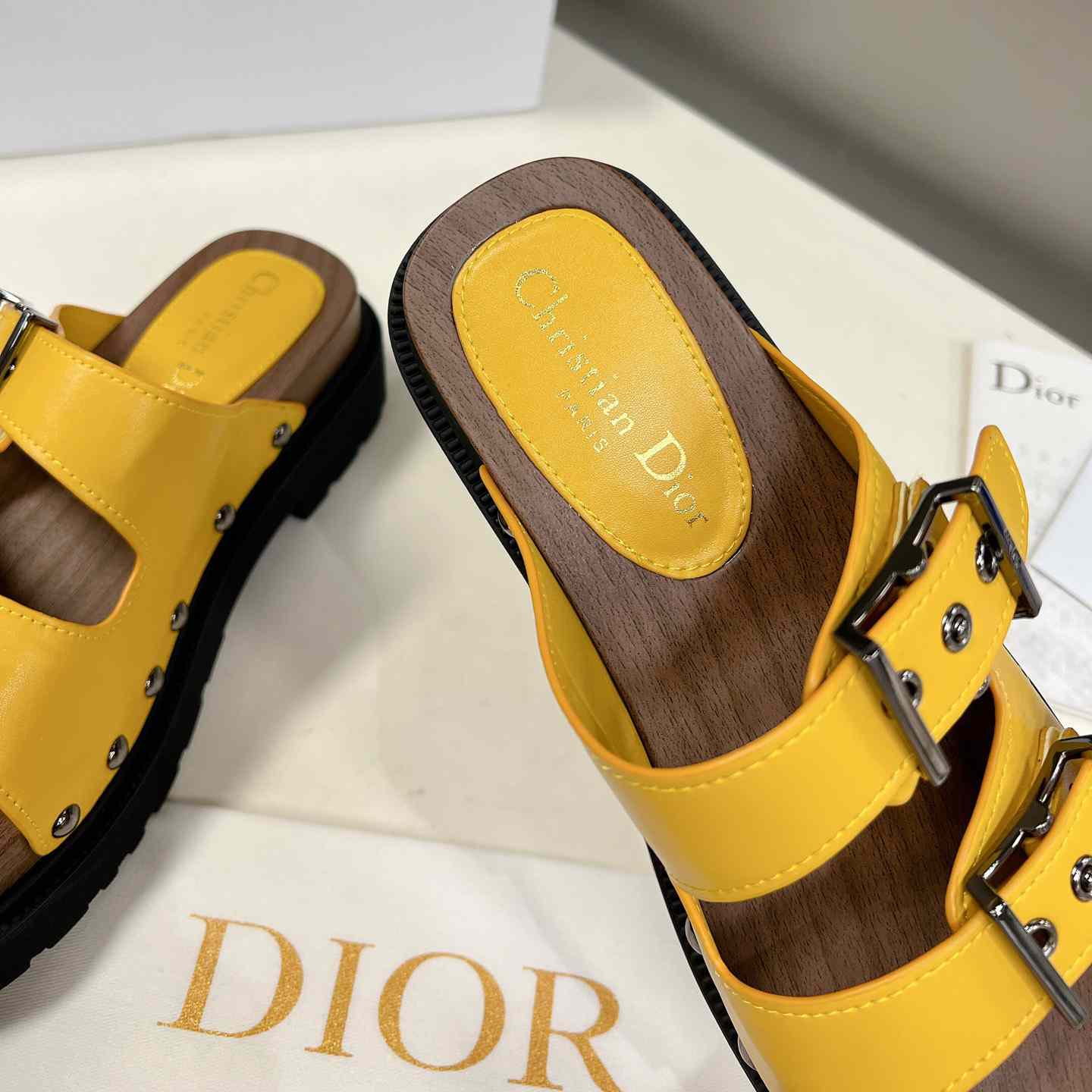 Dior Diorquake Strap Sandal - EUR FASHION
