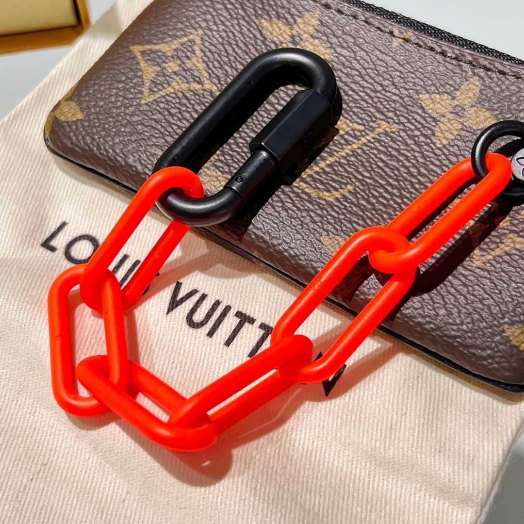 Louis Vuitton Key Pouch - EUR FASHION