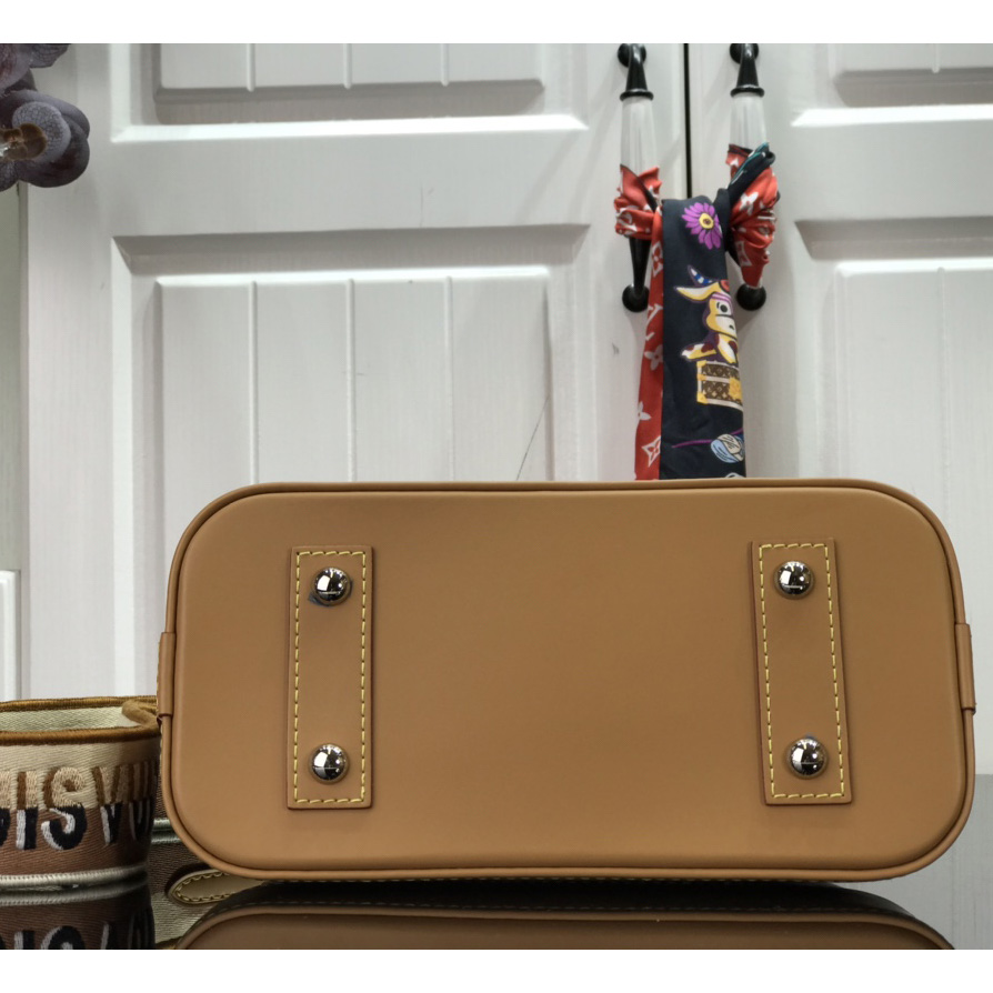 Louis Vuitton Alma PM Handbag (23.5-17.5-11.5cm) - EUR FASHION