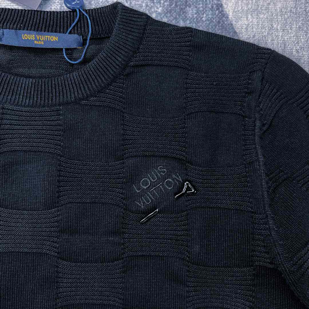 Louis Vuitton Damier Stitch Crewneck      1AA4MC - EUR FASHION