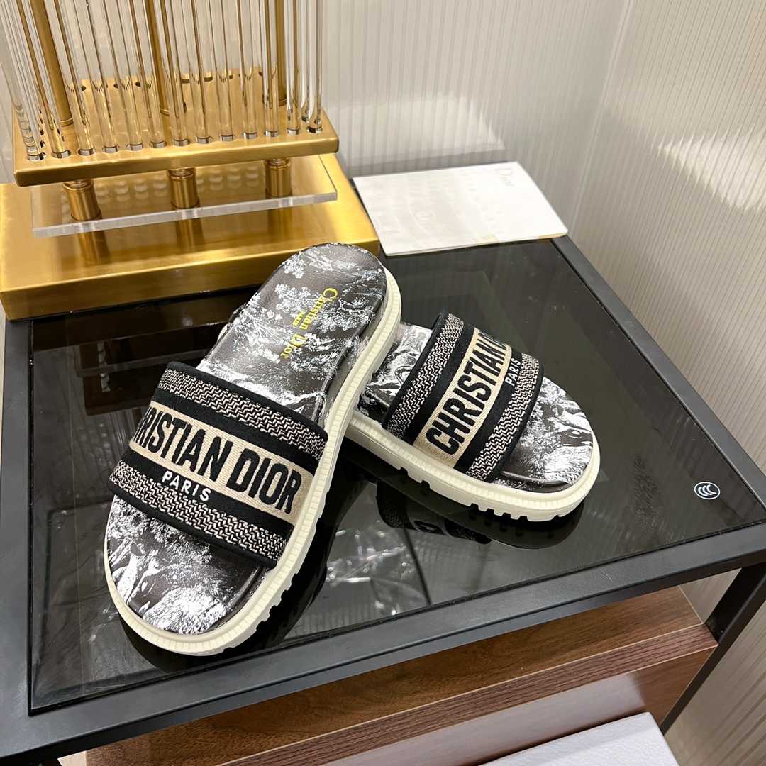 Dior Dway Slide - EUR FASHION