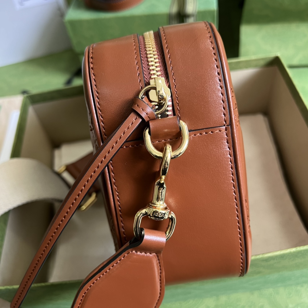 Gucci GG Matelassé Leather Shoulder Bag(21.5-17-7.5cm) - EUR FASHION
