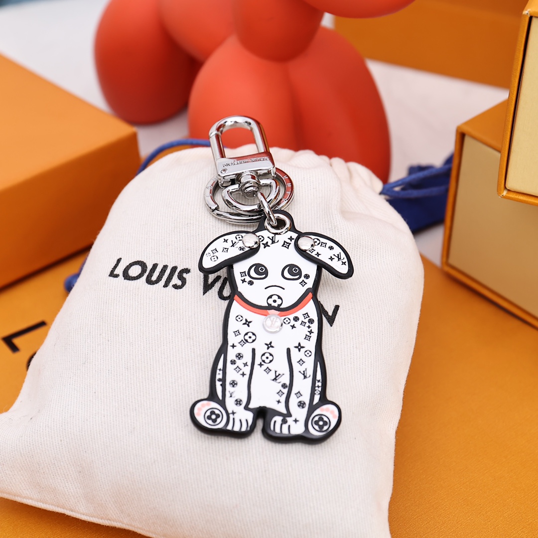 Louis Vuitton  LV Dalmata Key Holder & Bag Charm    M00746 - EUR FASHION