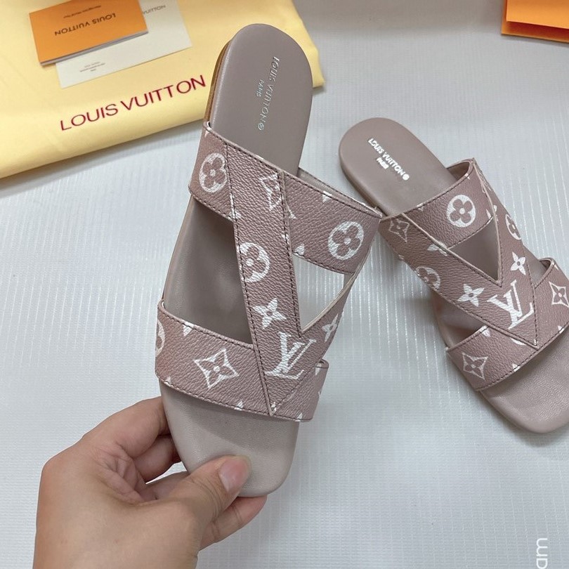 Louis Vuitton Monogram Sandal      - EUR FASHION