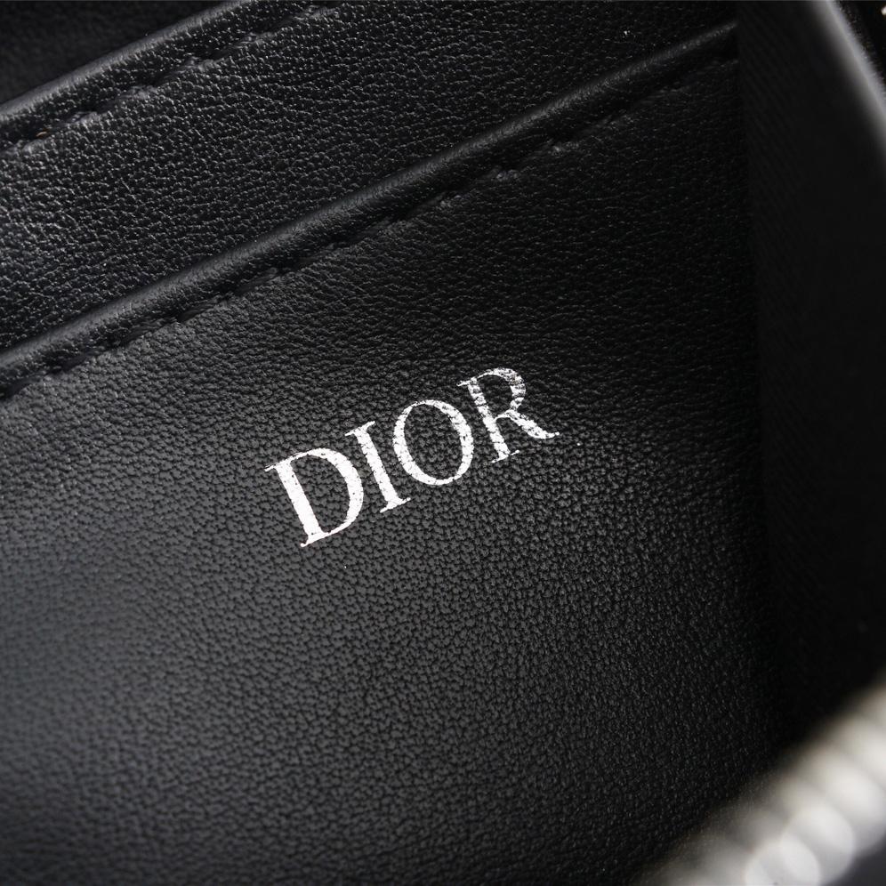 Dior Pouch With Shoulder Strap (17-12.5-5cm) - EUR FASHION