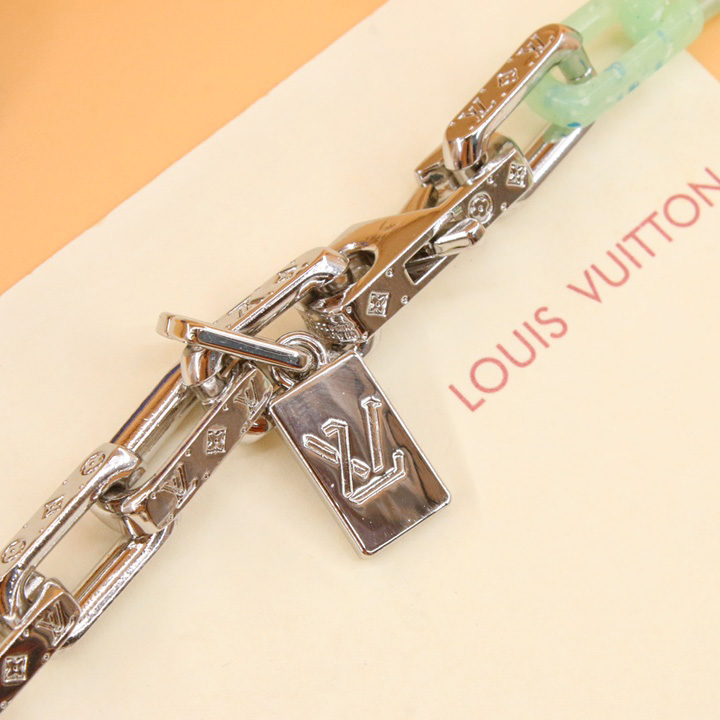 Louis Vuitton Monogram Chain Necklace  M00732 - EUR FASHION