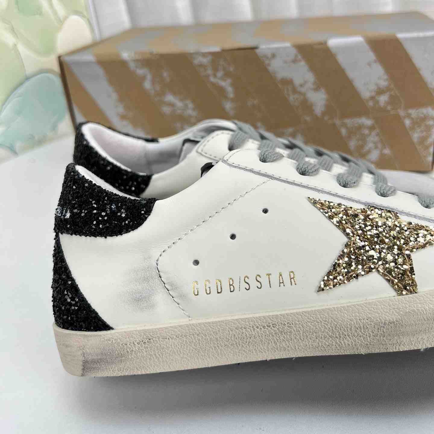 Golden Goose Super-Star Sneakers - EUR FASHION