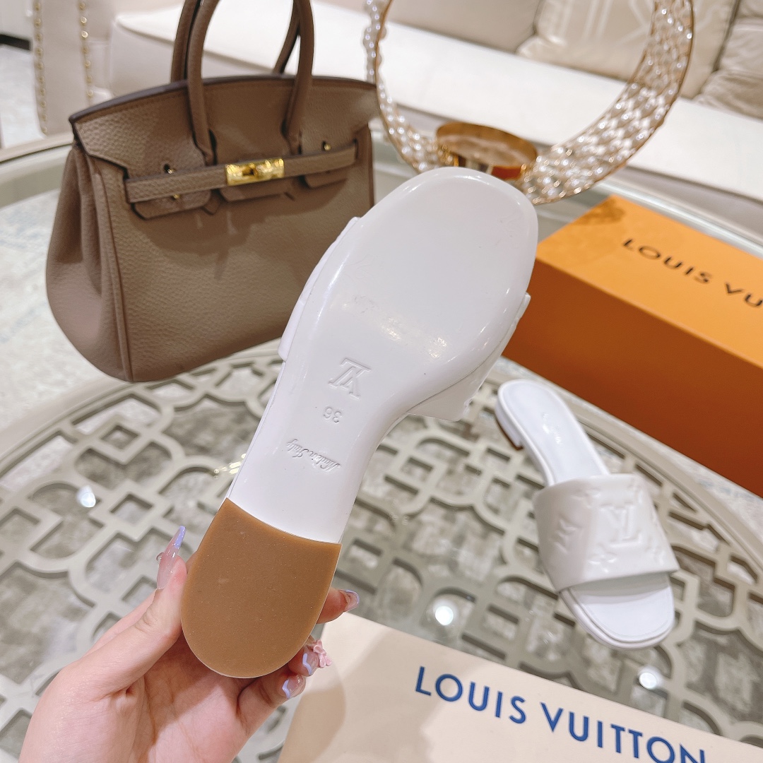 Louis Vuitton Revival Flat Mule     1A9P3T - EUR FASHION