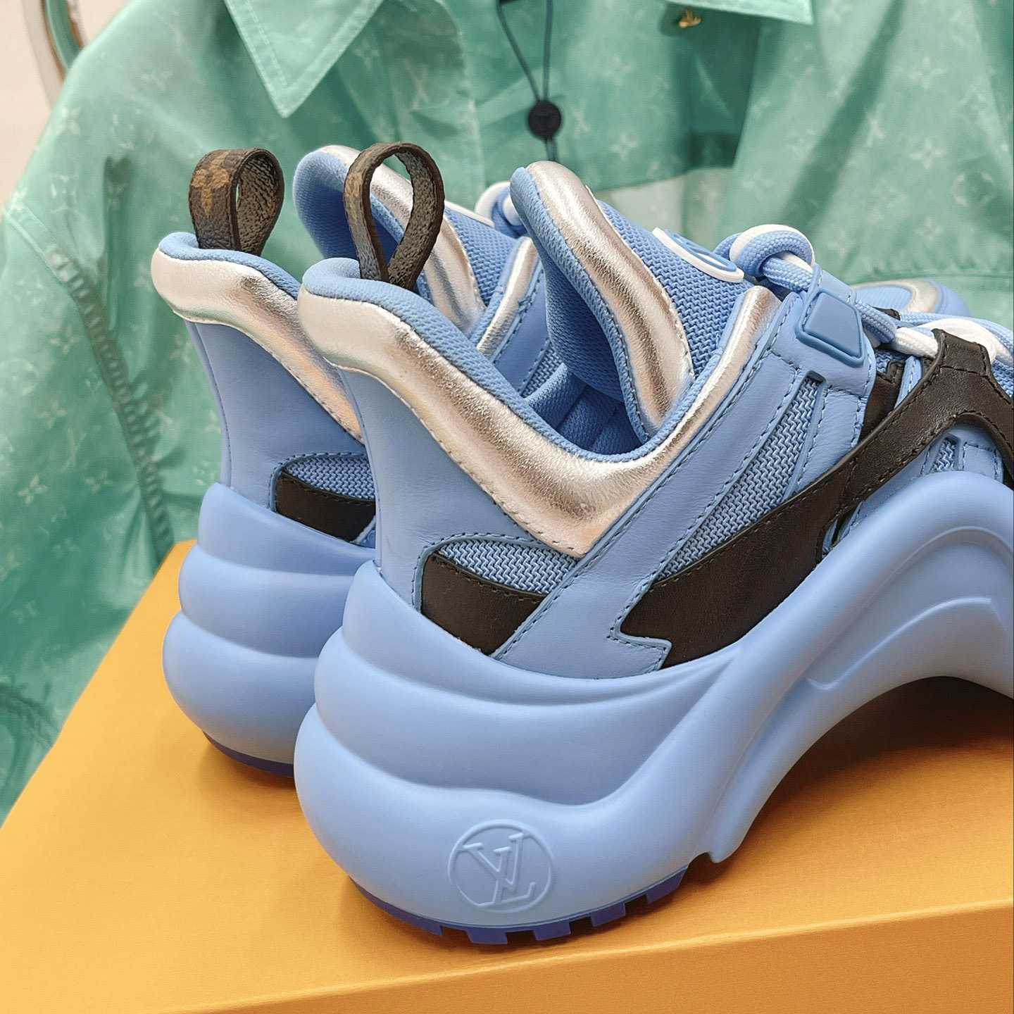 Louis Vuitton LV Archlight Sneaker      - EUR FASHION
