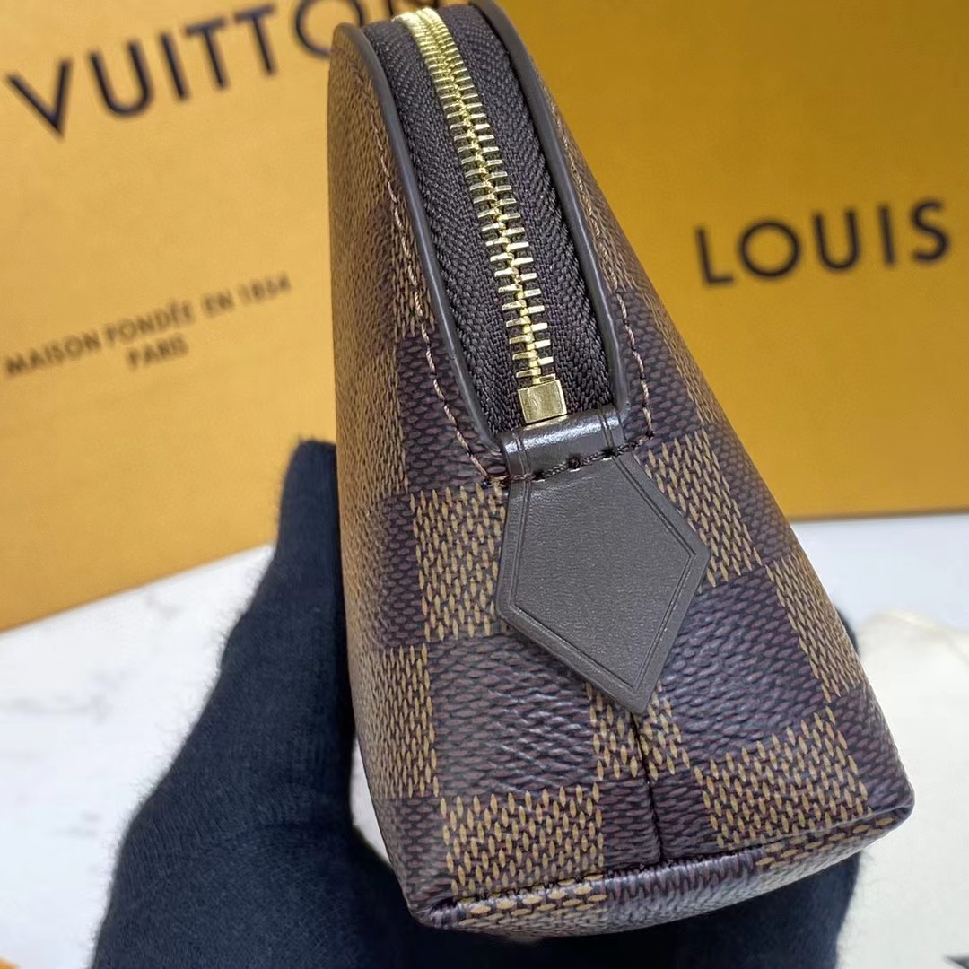 Louis Vuitton Cosmetic Pouch (17-11.5-6cm)   N47516 - EUR FASHION
