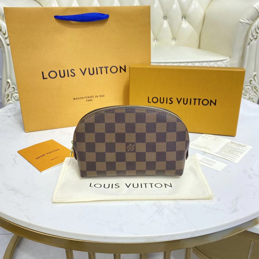 Louis Vuitton Cosmetic Pouch (17-11.5-6cm)   N47516 - EUR FASHION