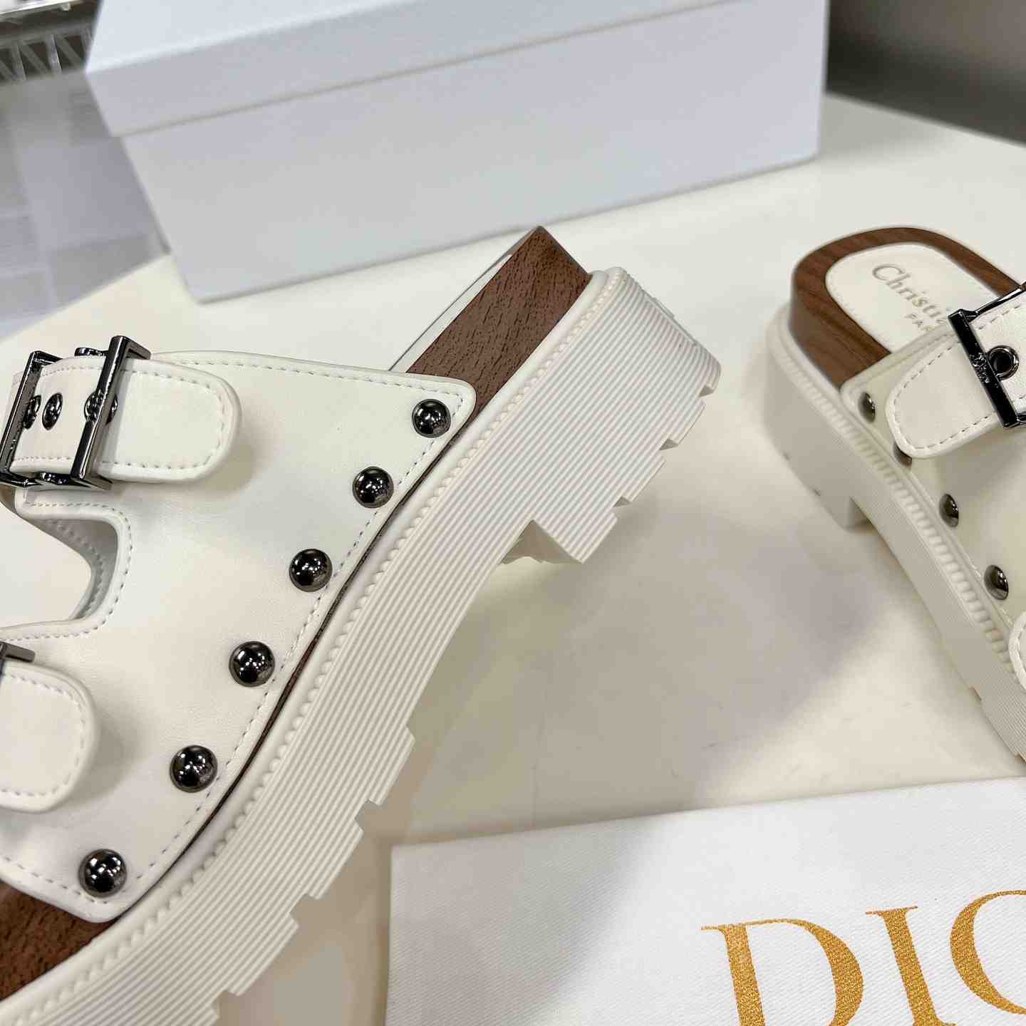Dior Diorquake Strap Sandal - EUR FASHION