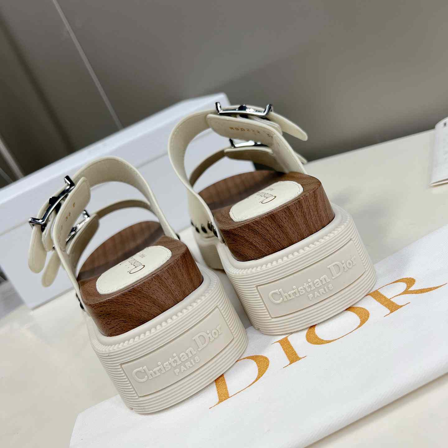Dior Diorquake Strap Sandal - EUR FASHION