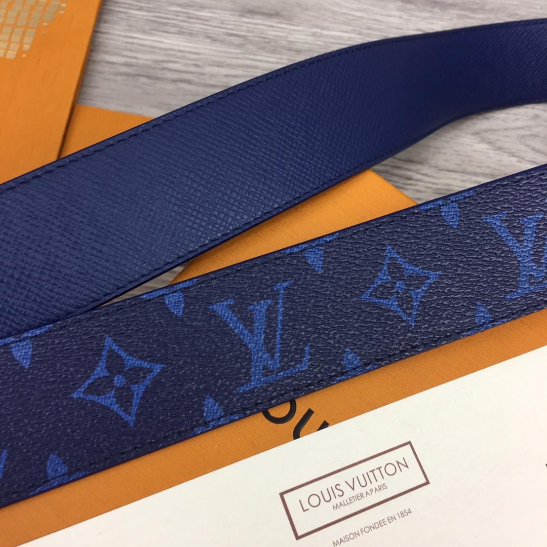 Louis Vuitton LV Pyramide 40mm Reversible - EUR FASHION