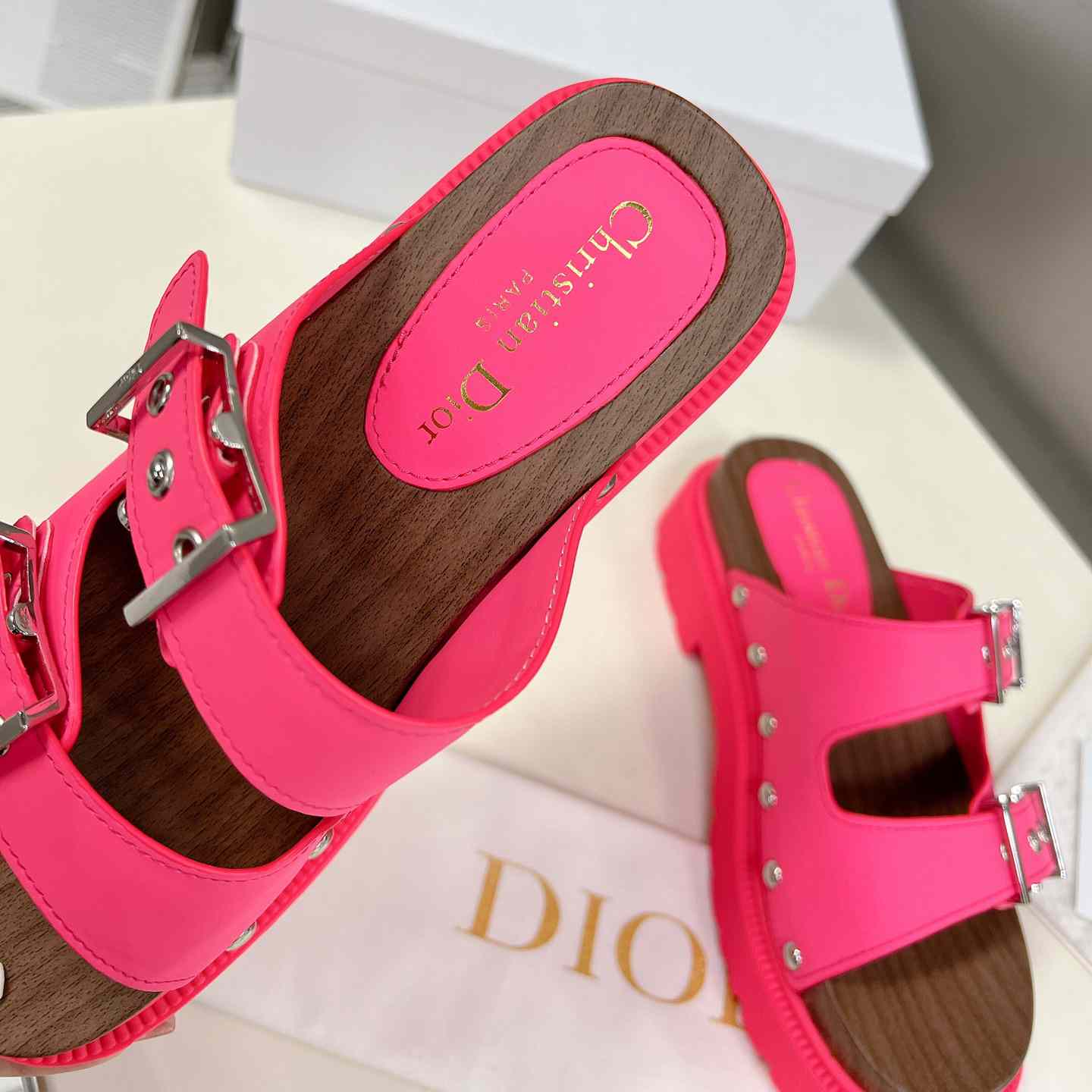 Dior Diorquake Strap Sandal - EUR FASHION