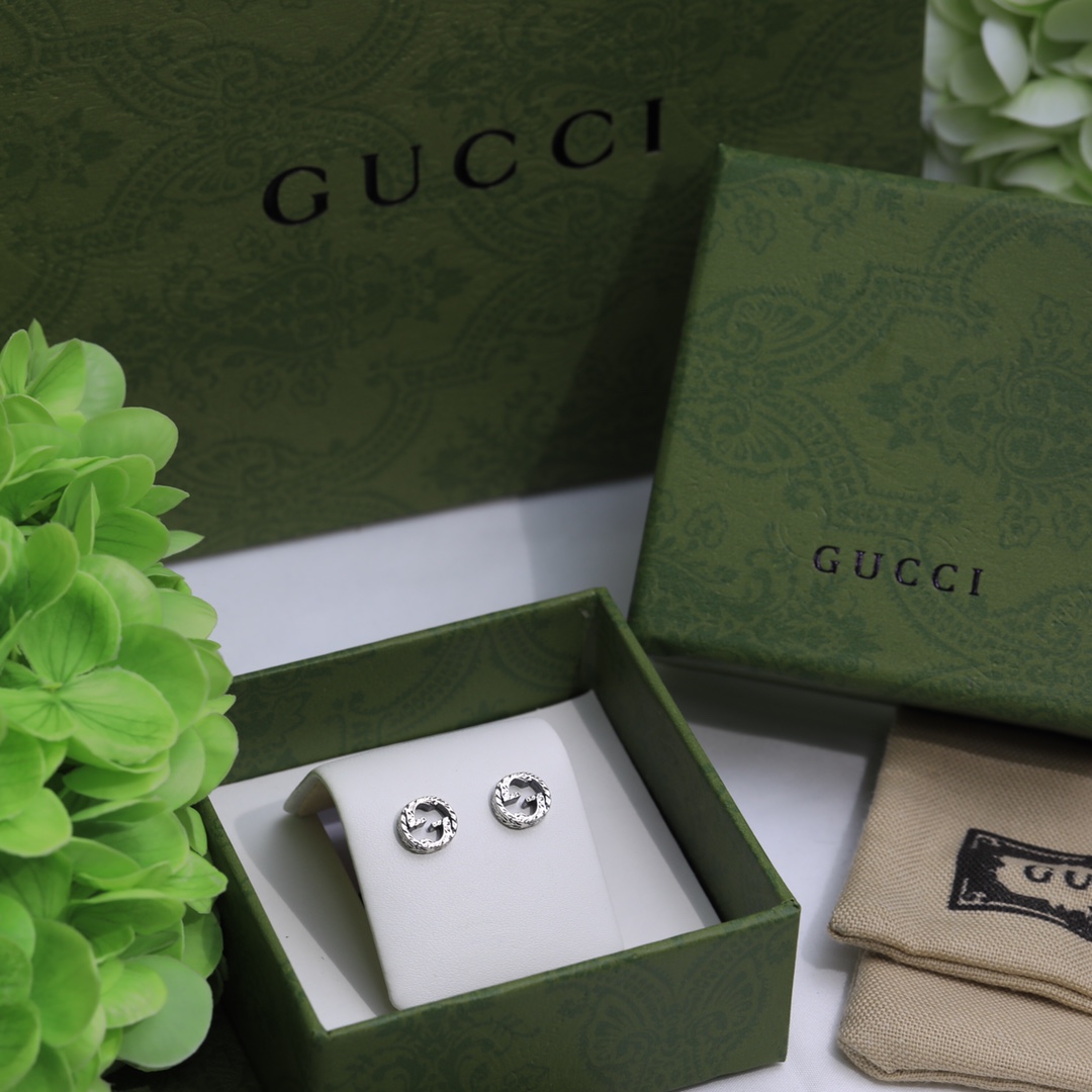 Gucci Interlocking G earrings In Silver - EUR FASHION