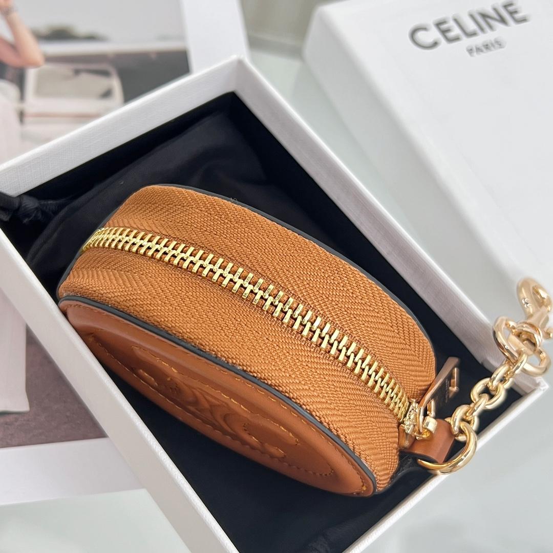 Celine Purse With Hook Cuir Triomphe In Smooth Calfskin  - EUR FASHION