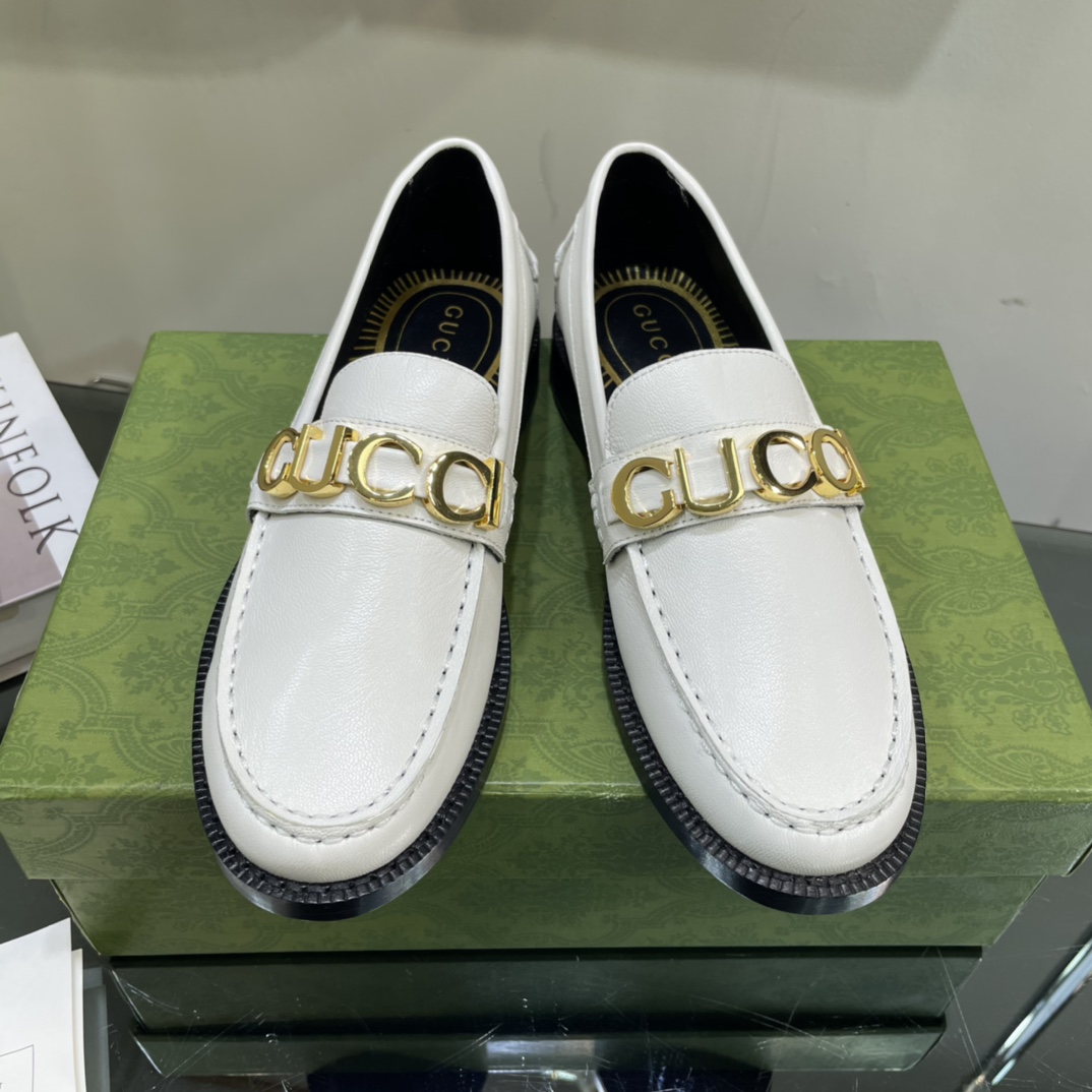Gucci Women's Gucci Leather Loafer - EUR FASHION