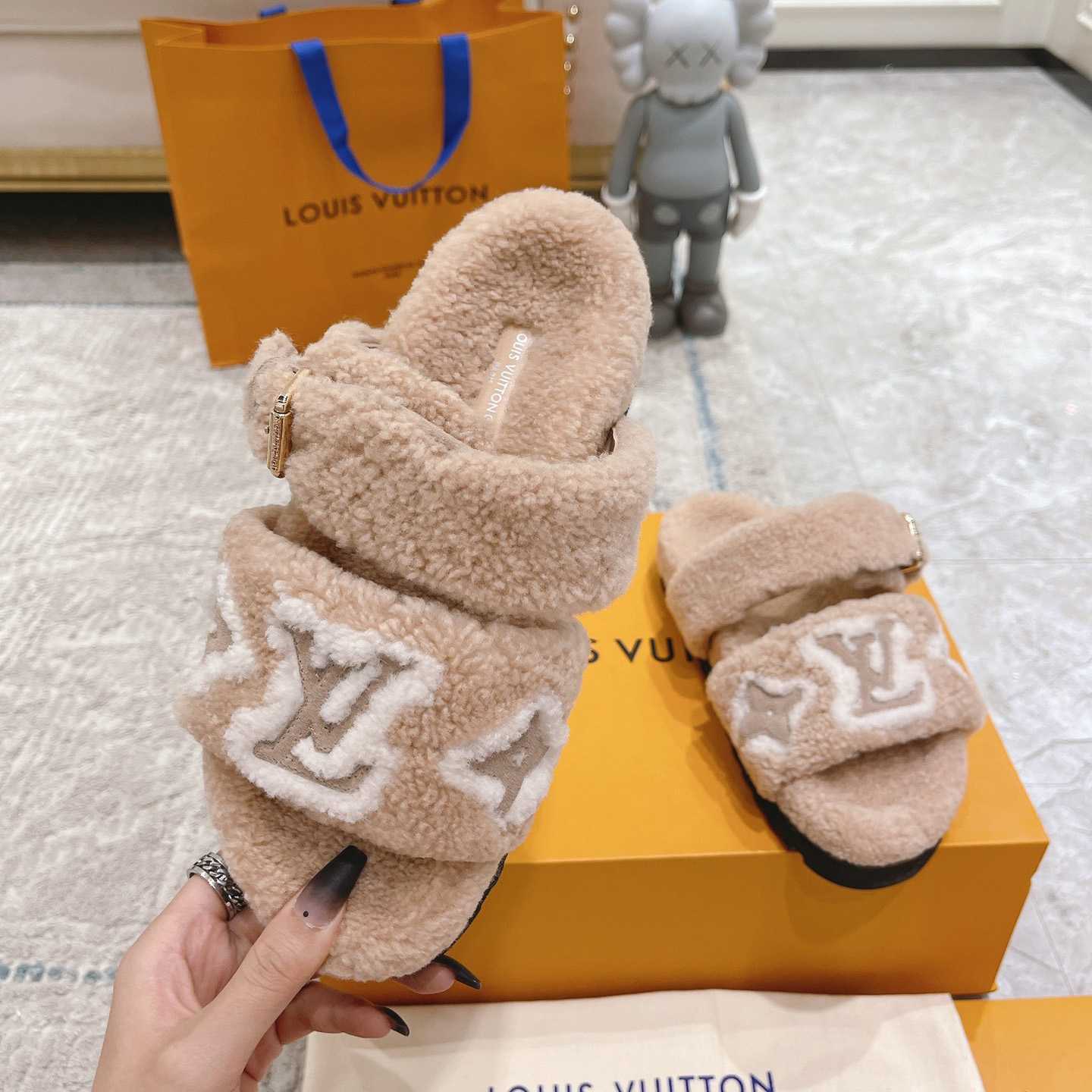 Louis Vuitton  Paseo Flat Comfort Mule - EUR FASHION