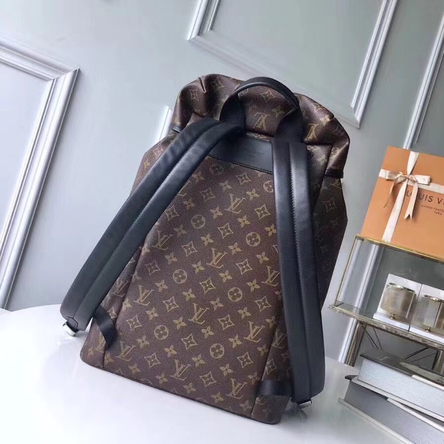 Louis Vuitton Christopher PM (22-44-15cm)   M43735 - EUR FASHION