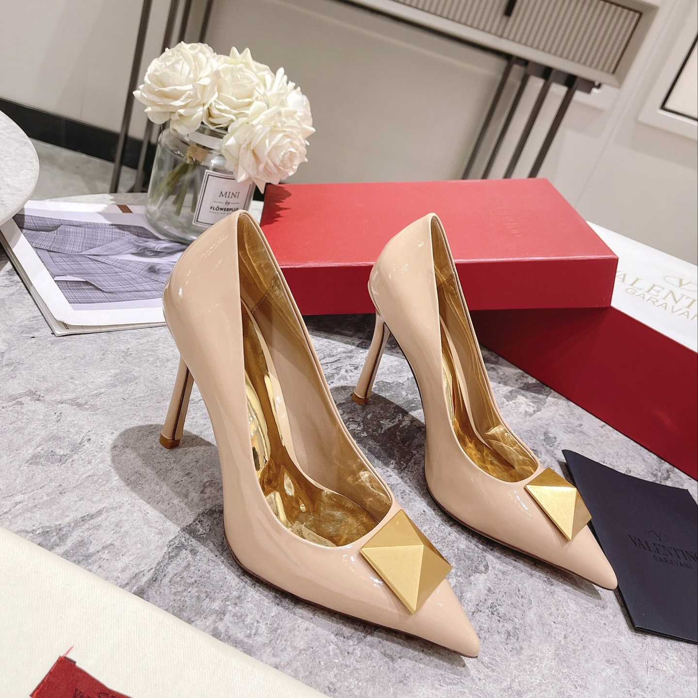 Valenti One Stud Patent Leather Pump 100mm - EUR FASHION