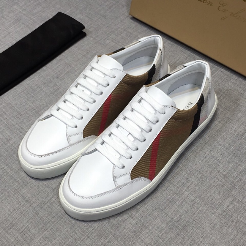 Burberry House Check And Leather Sneakers - EUR FASHION