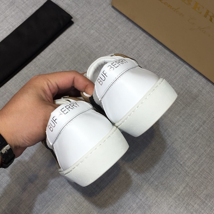 Burberry House Check And Leather Sneakers - EUR FASHION