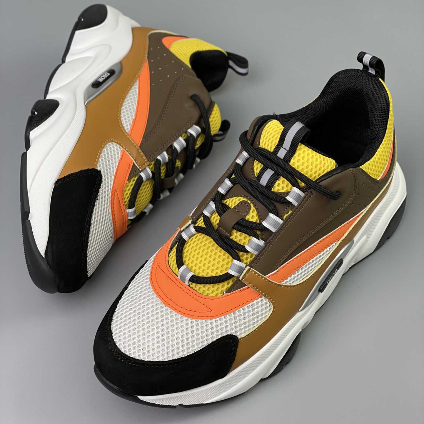 Dior B22 Sneaker  - EUR FASHION