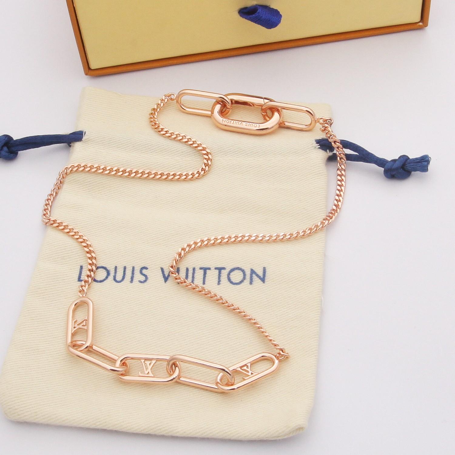 Louis Vuitton Mini Signature Chain Necklace   M00324 - EUR FASHION