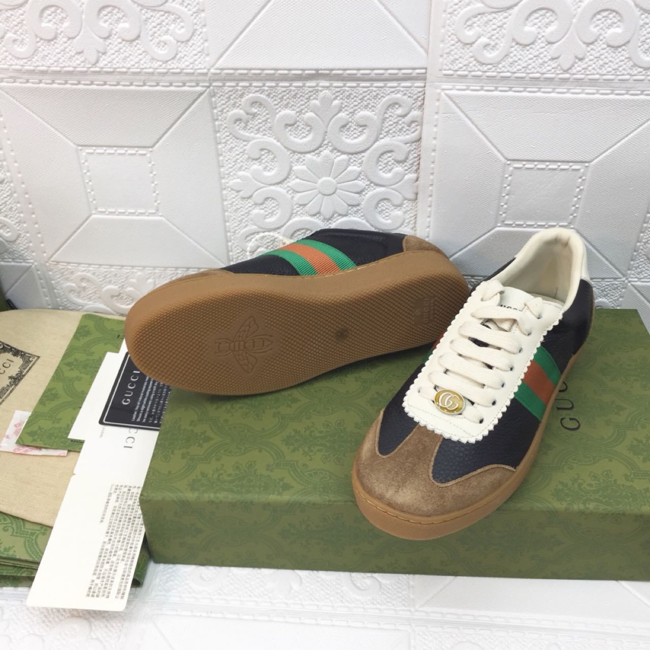 Gucci Leather Web Sneaker - EUR FASHION