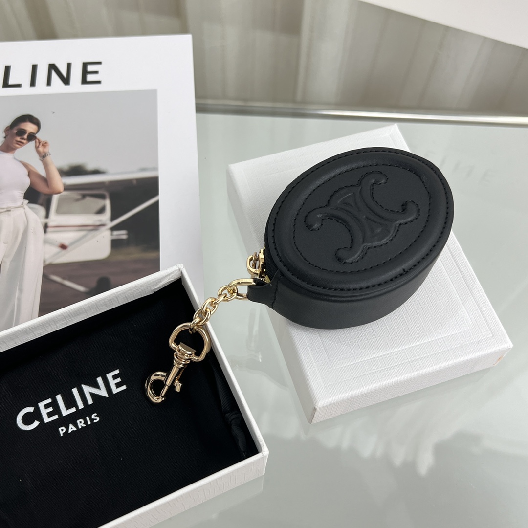 Celine Purse With Hook Cuir Triomphe In Smooth Calfskin  - EUR FASHION